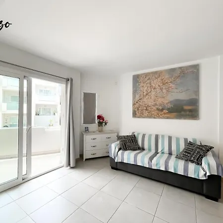 Sun Cerezo Pool Corralejo