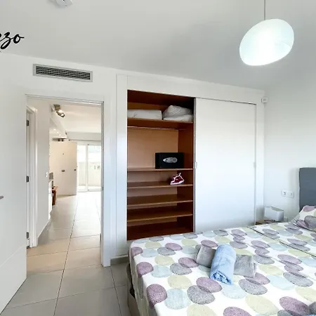B-rent Sun Cerezo Pool Apartment