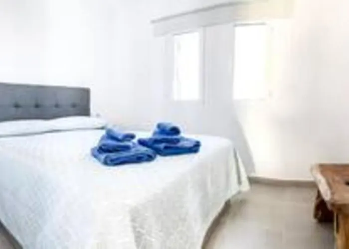 B-rent Sun Cerezo Pool