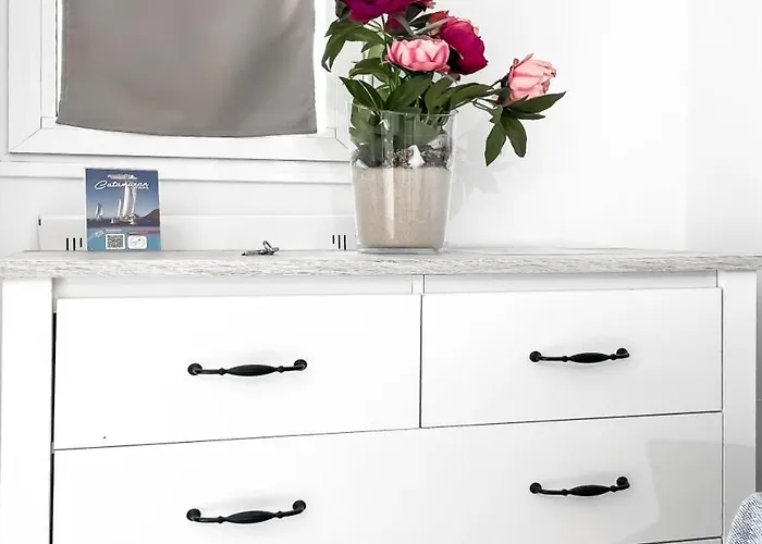 B-rent Sun Cerezo Pool